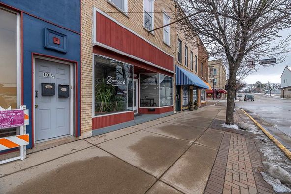 6 W Fulton St, Edgerton, WI 53534